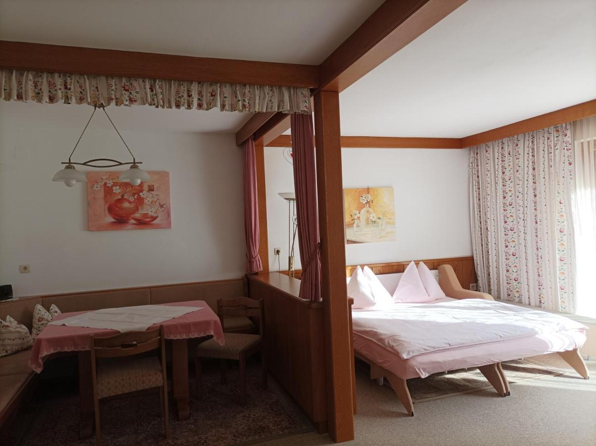 瓦索洛住宿加早餐公寓酒店 巴德小基希海姆 外观 照片